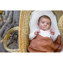 Load image into Gallery viewer, Suavinex Zero Zero Physiological Air flow Silicone Soother 6-18M